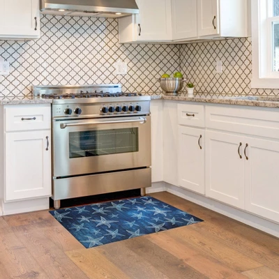 Caspian Washable Outdoor Rug Blue/Light Blue - Linon 8 Caspian Washable Outdoor Rug Blue/Light Blue - Linon - Image 6